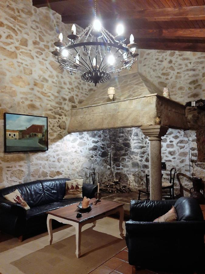 הוילה San Julian De Sales As Seis Chemineas מראה חיצוני תמונה